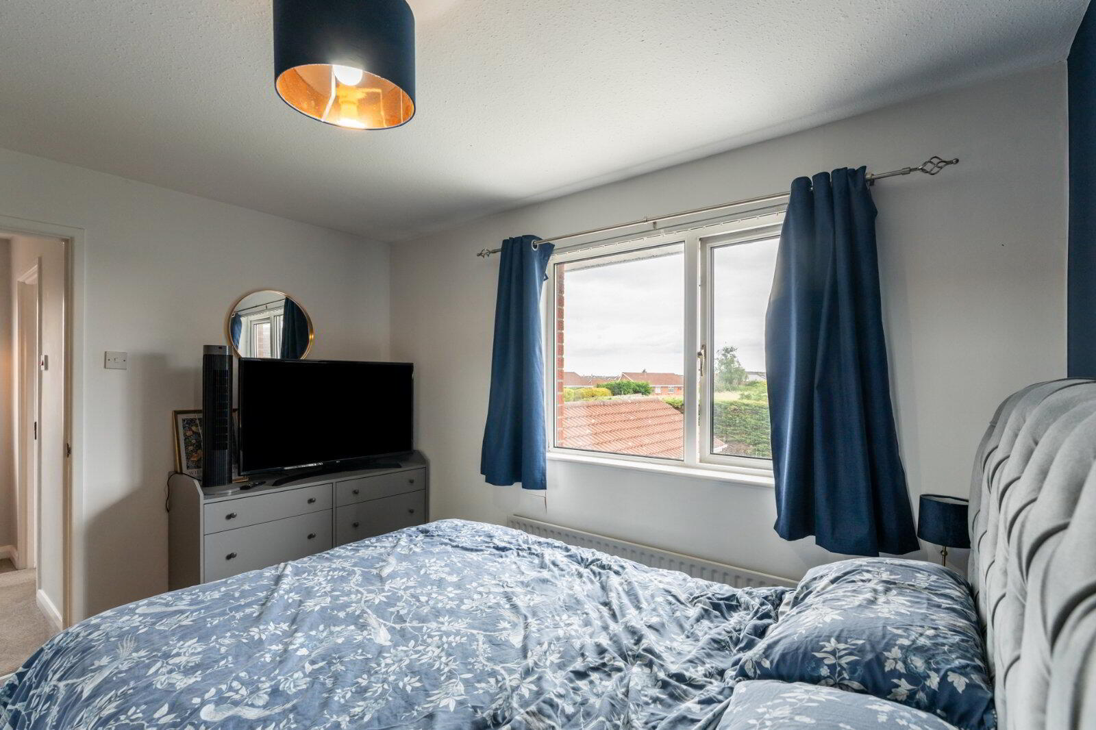 6 Priory Close 15 of 29