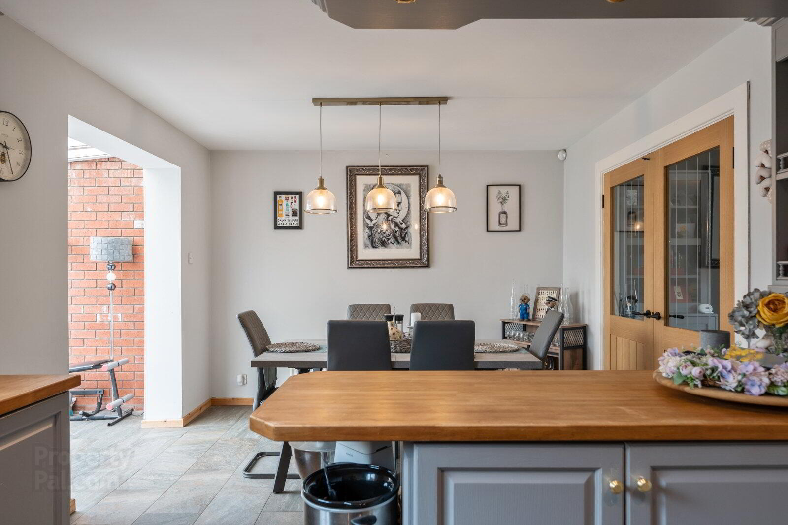 6 Priory Close 8 of 29