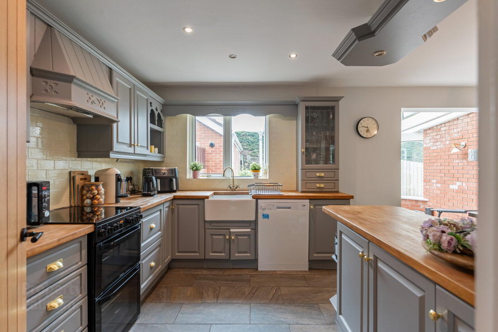 6 Priory Close 7 of 29