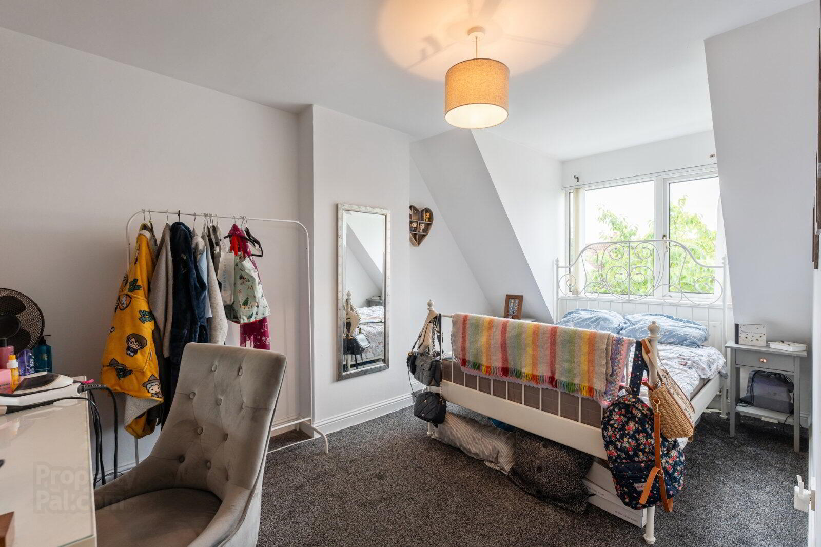 6 Priory Close 16 of 29