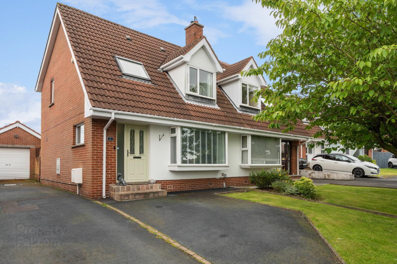 6 Priory Close 28 of 29
