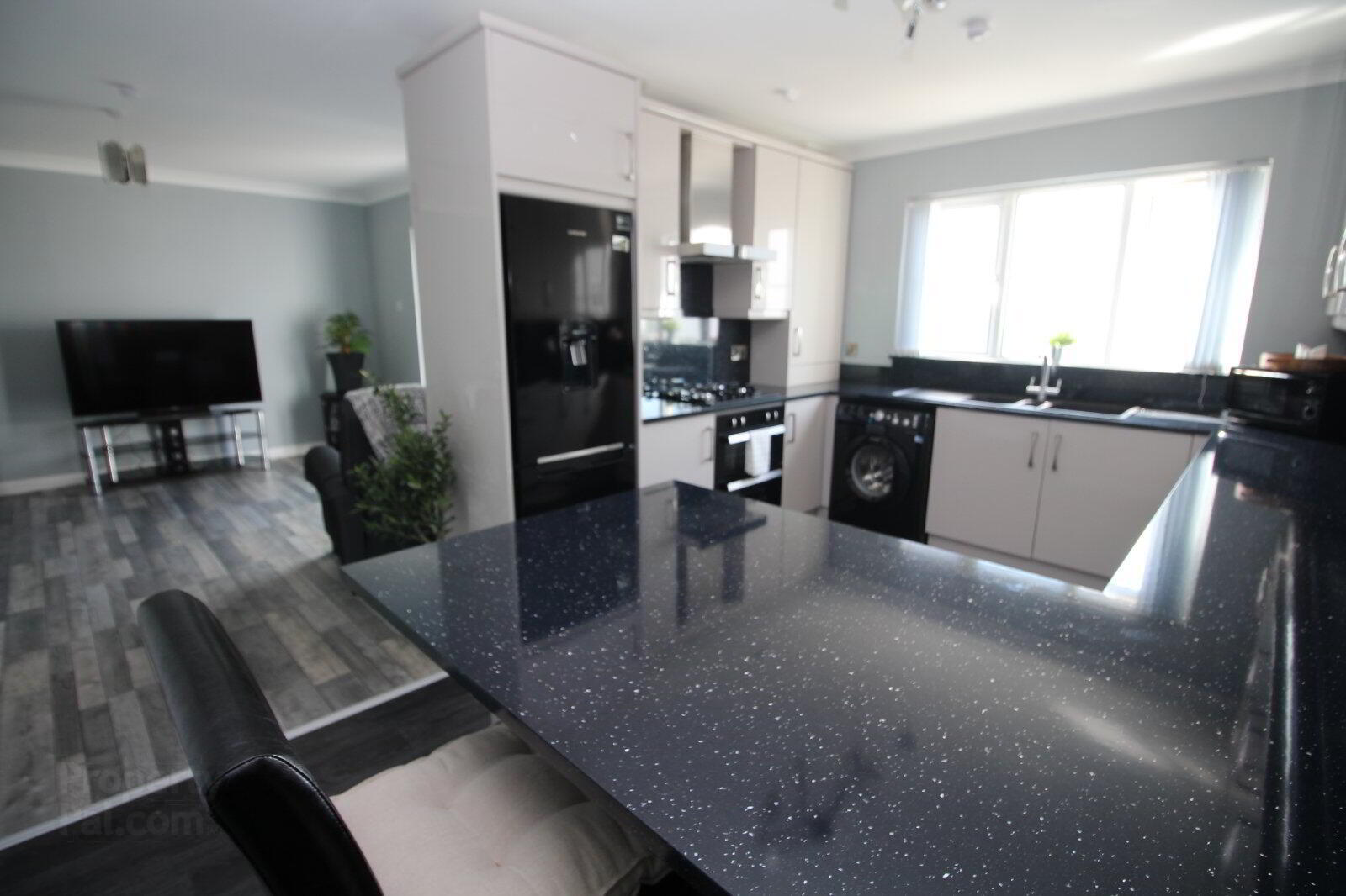 Apartment 43 Maritime Drive 4 of 11