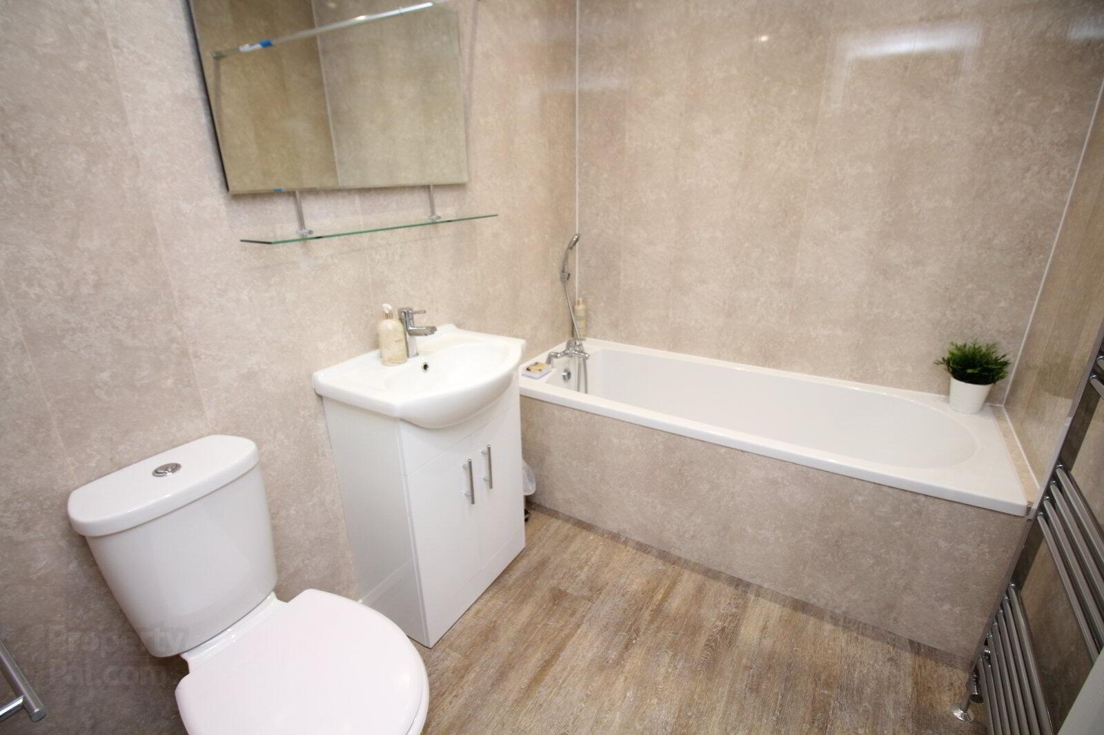 Apartment 43 Maritime Drive 10 of 11