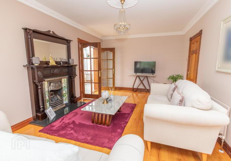 30 Milltown Street 8 of 44