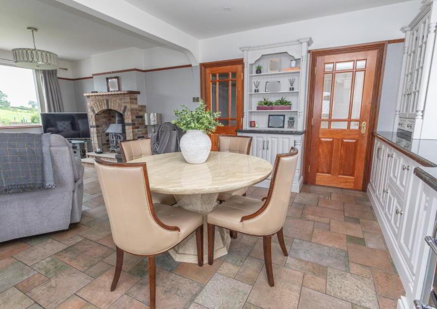 30 Milltown Street 18 of 44
