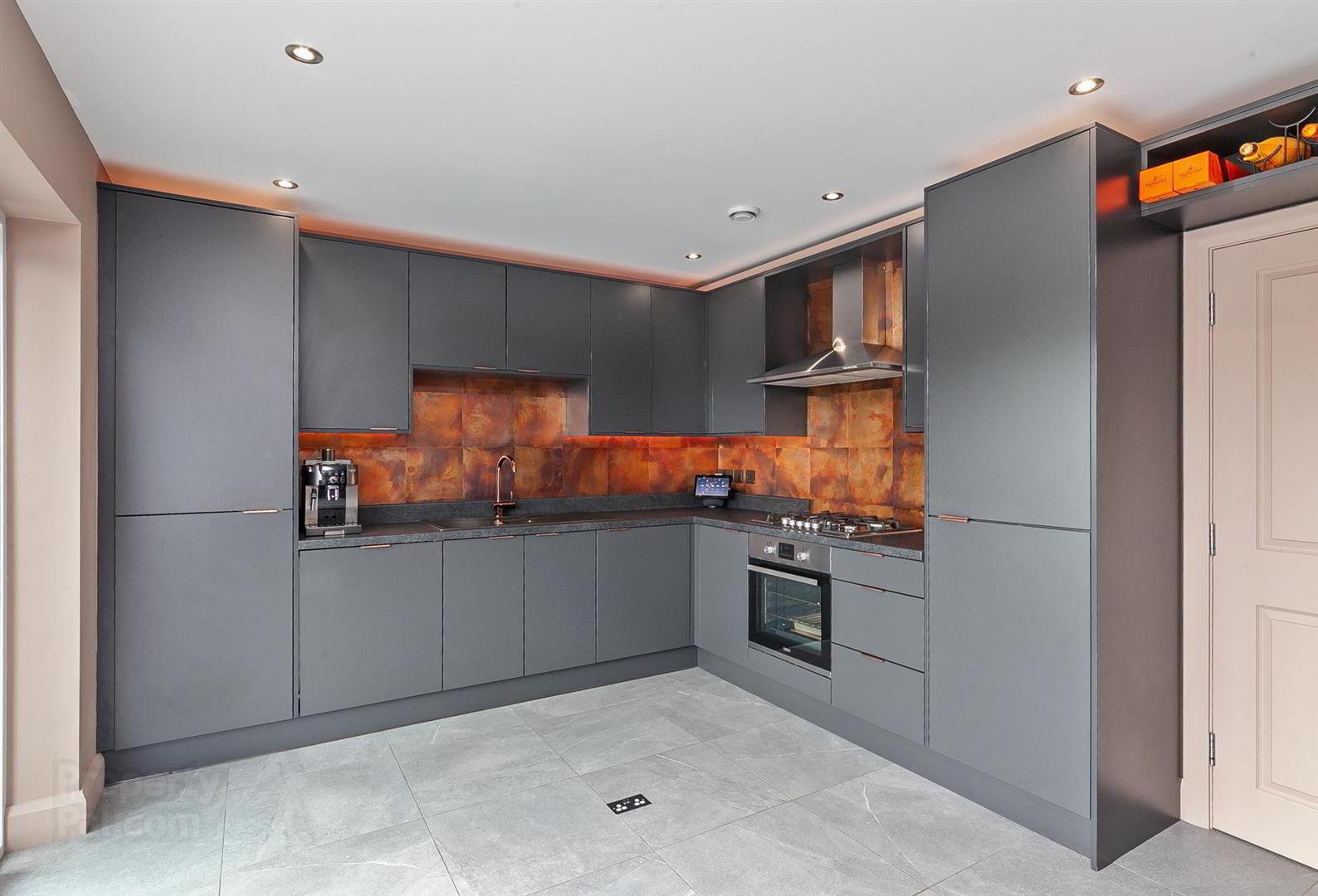 10 Baronsgrange Rise 12 of 35