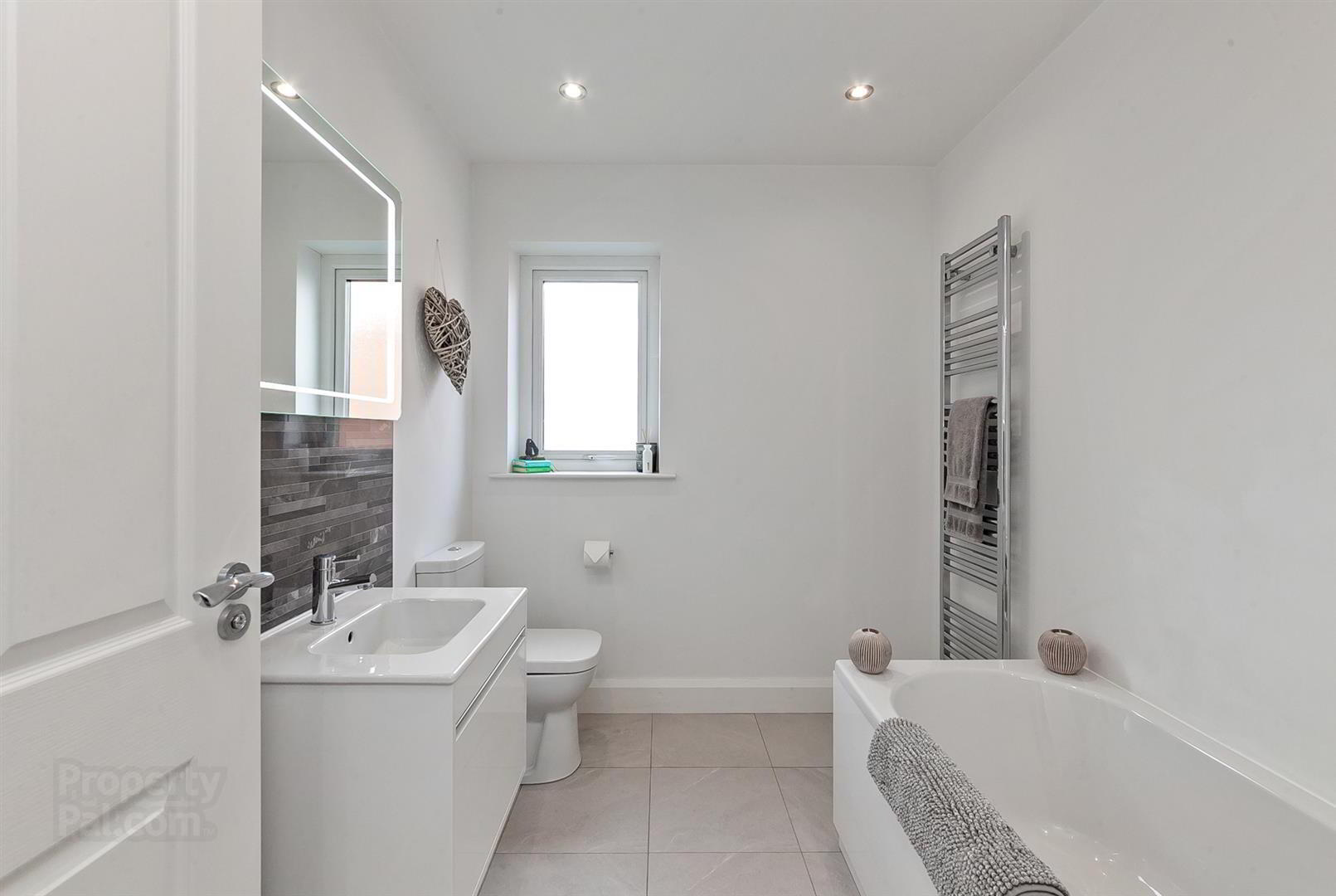10 Baronsgrange Rise 25 of 35