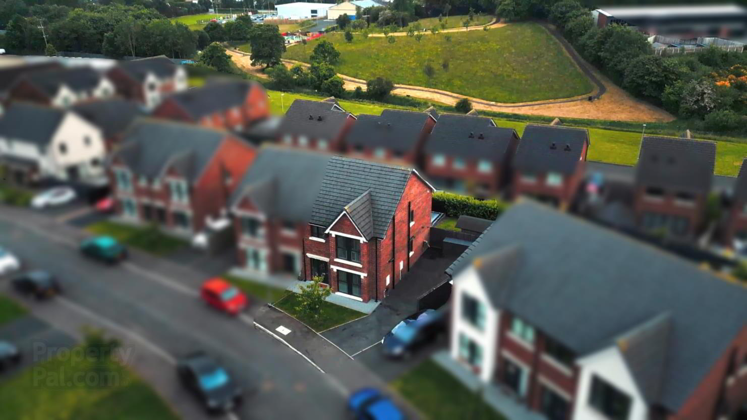 10 Baronsgrange Rise 29 of 35