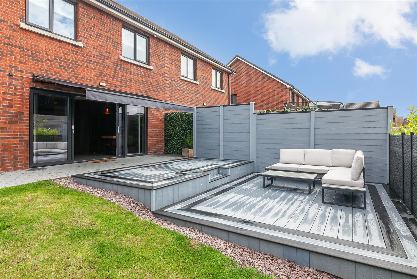 10 Baronsgrange Rise 35 of 35