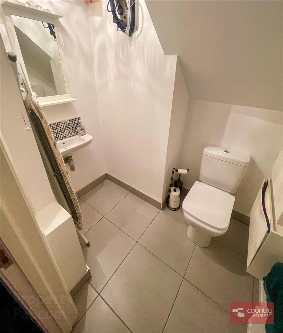 27 Gullivers Lane 10 of 19