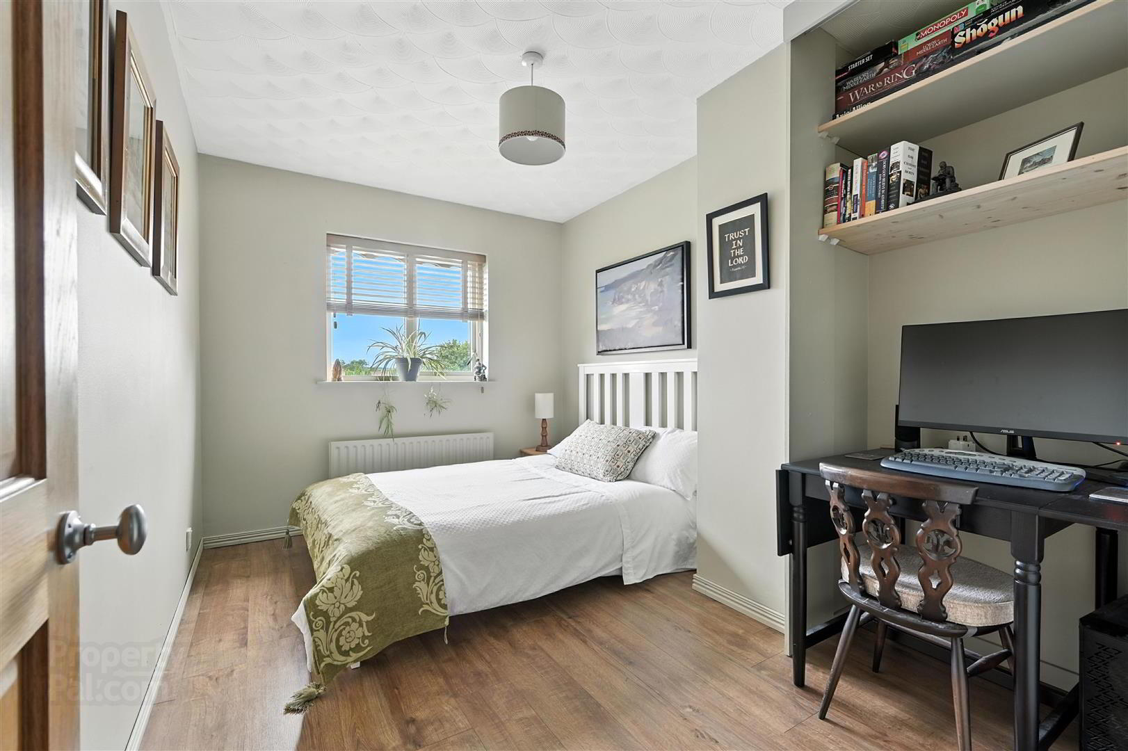 17 Markstown Close 23 of 34
