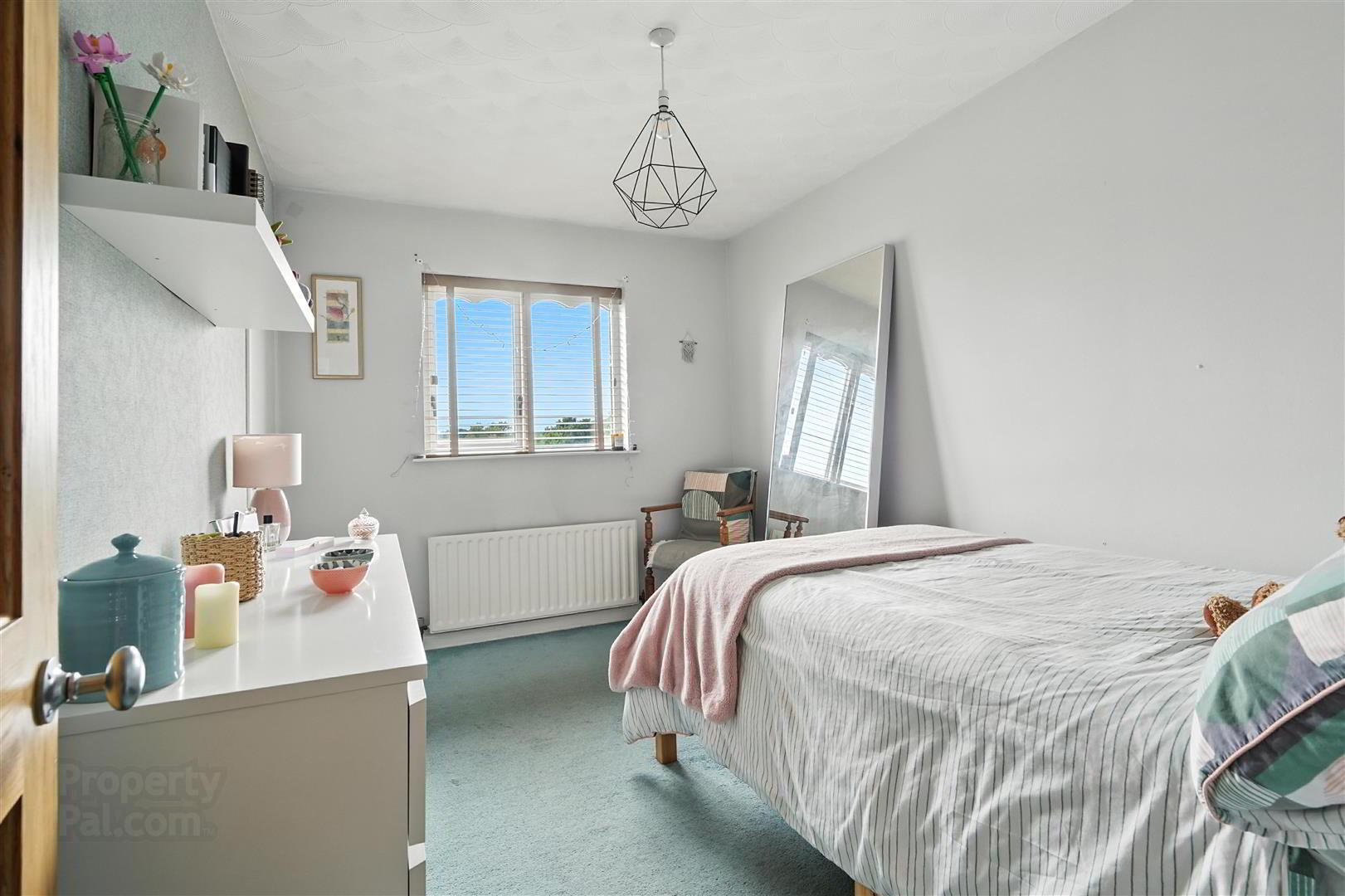 17 Markstown Close 26 of 34