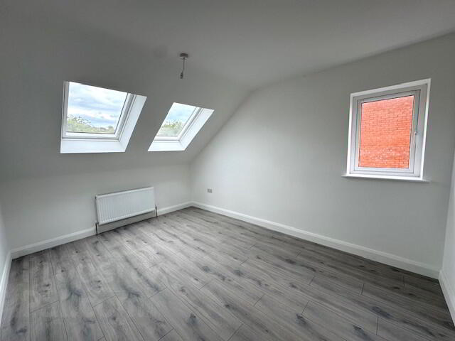 19 Donegall Grove 9 of 12