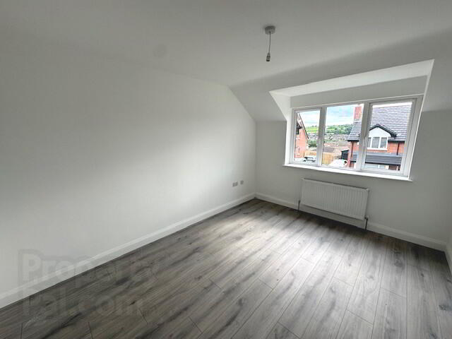 19 Donegall Grove 8 of 12