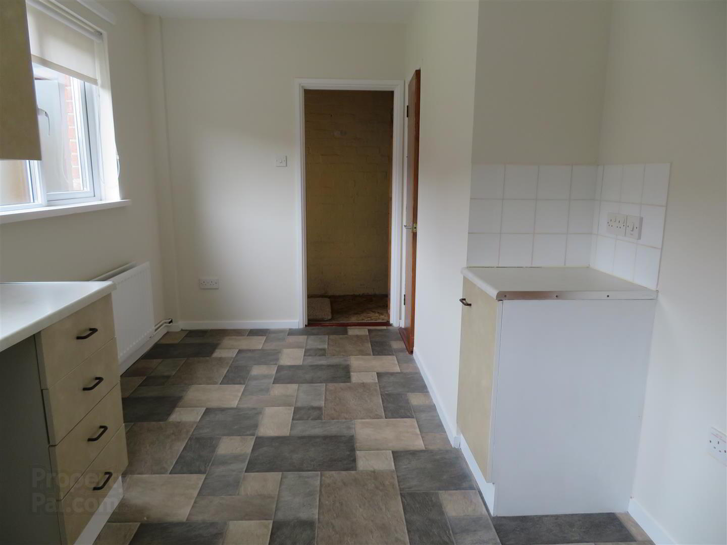 40 Glenfield Road 14 of 29