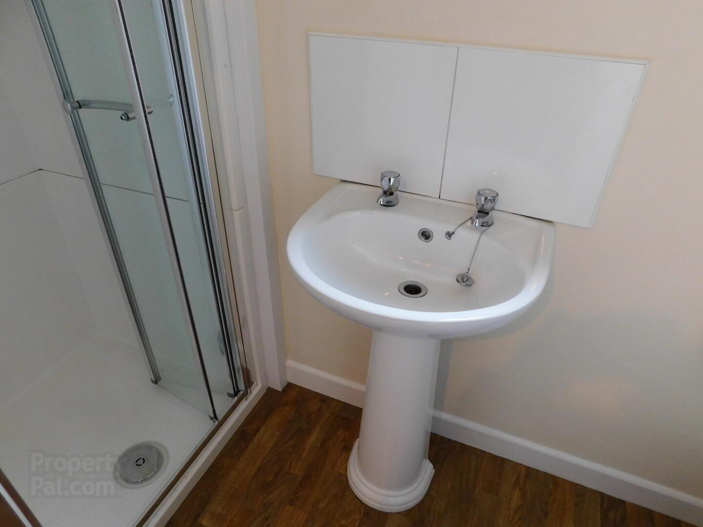 41a Sunningdale 4 of 5