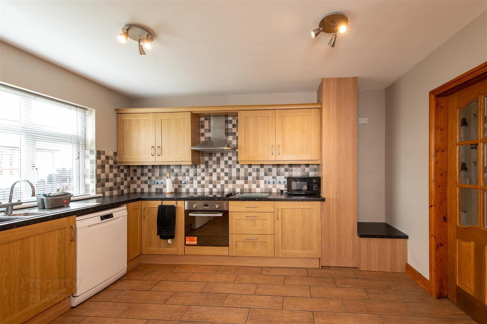 113 Saul Street 5 of 20