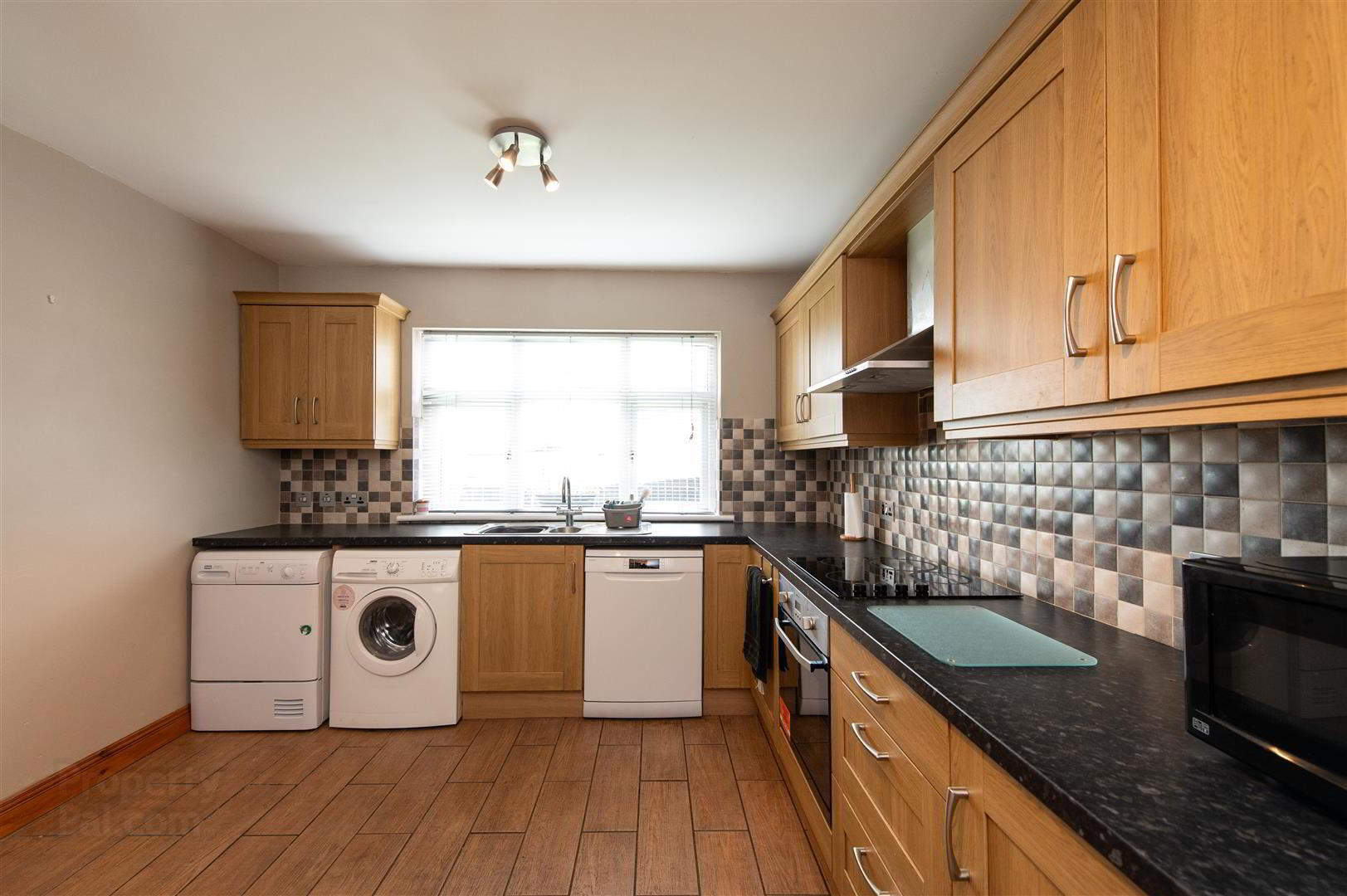 113 Saul Street 7 of 20