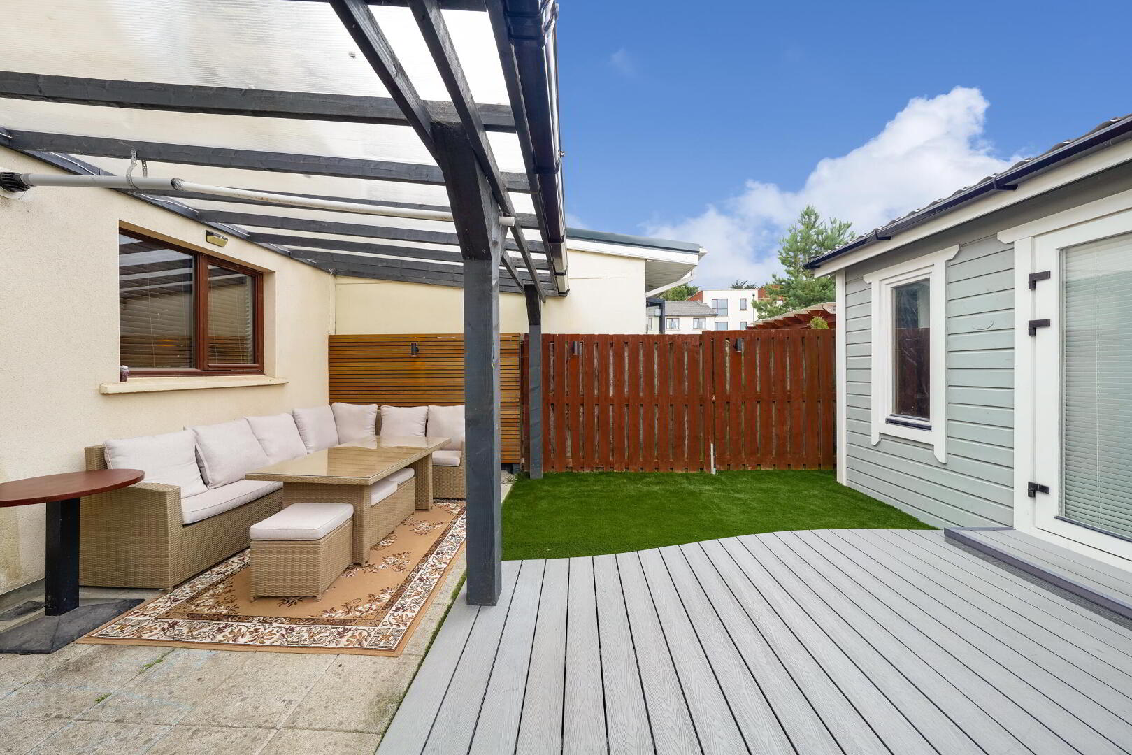2 Castlegate Drive 34 of 36