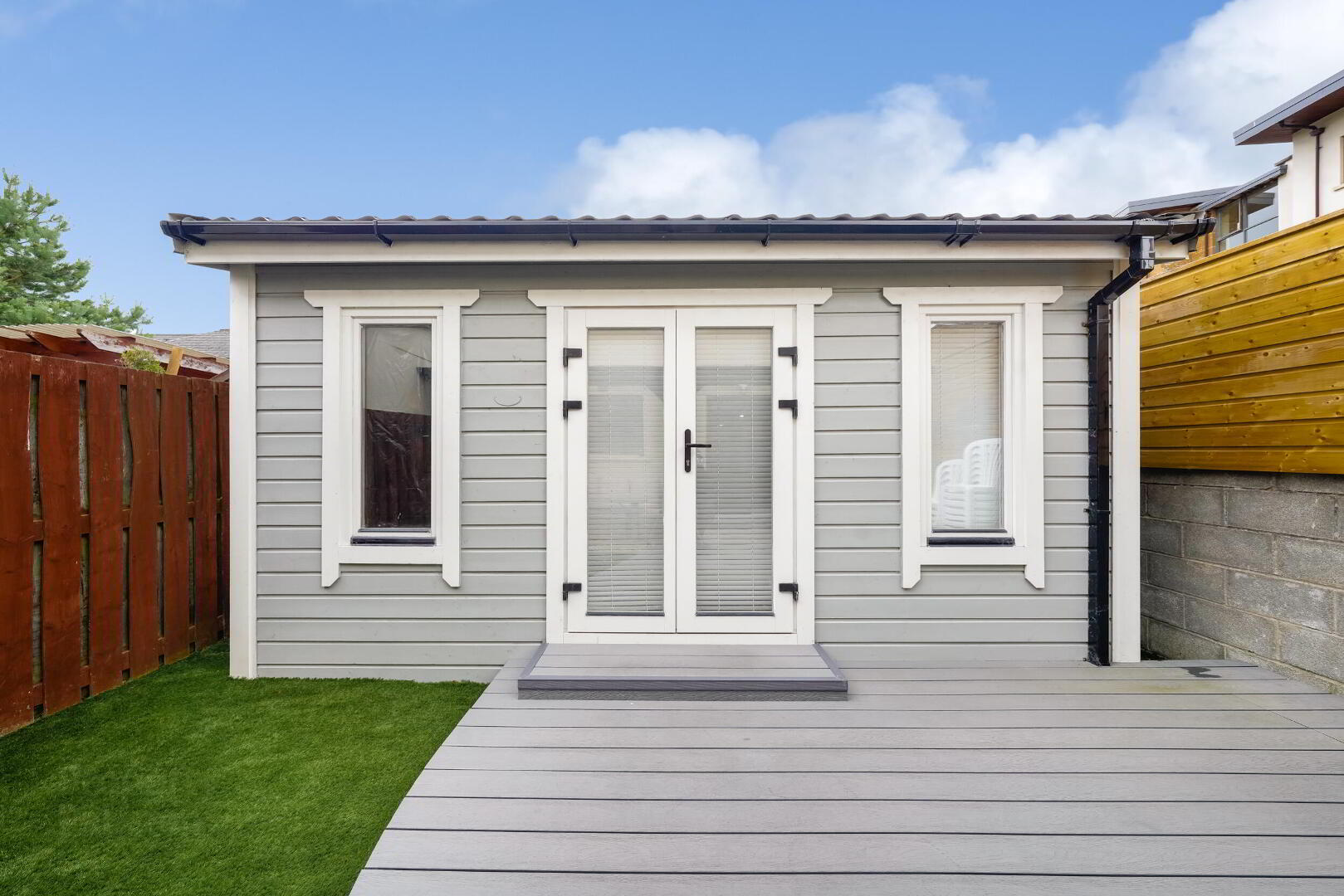 2 Castlegate Drive 36 of 36