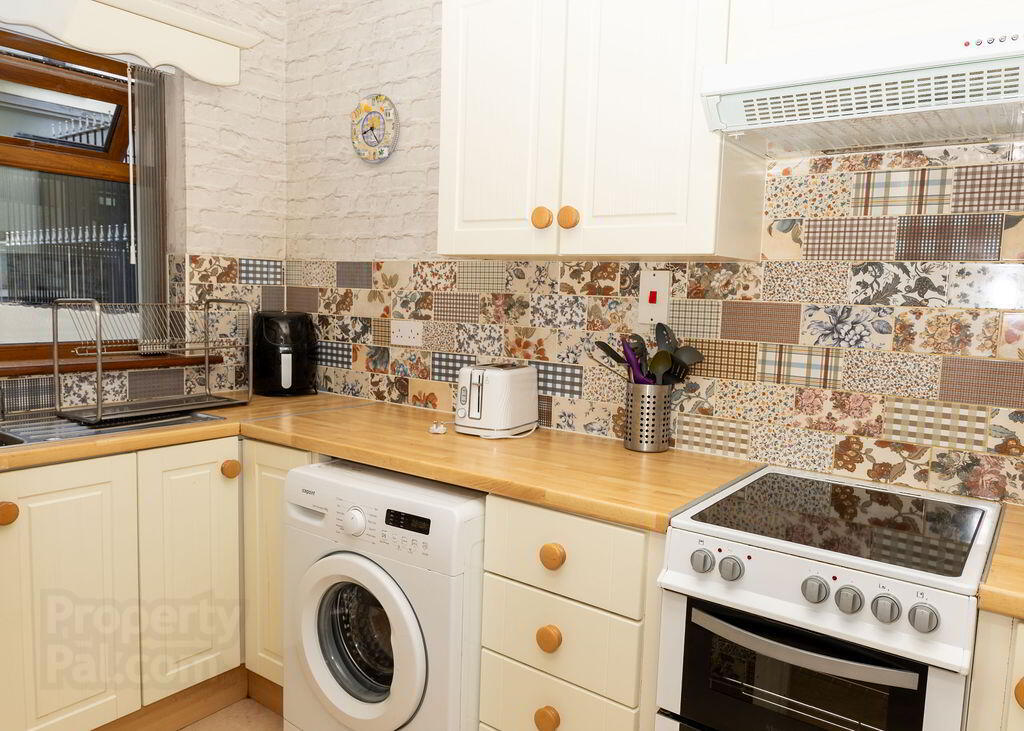 2 Fagans Lane 6 of 16