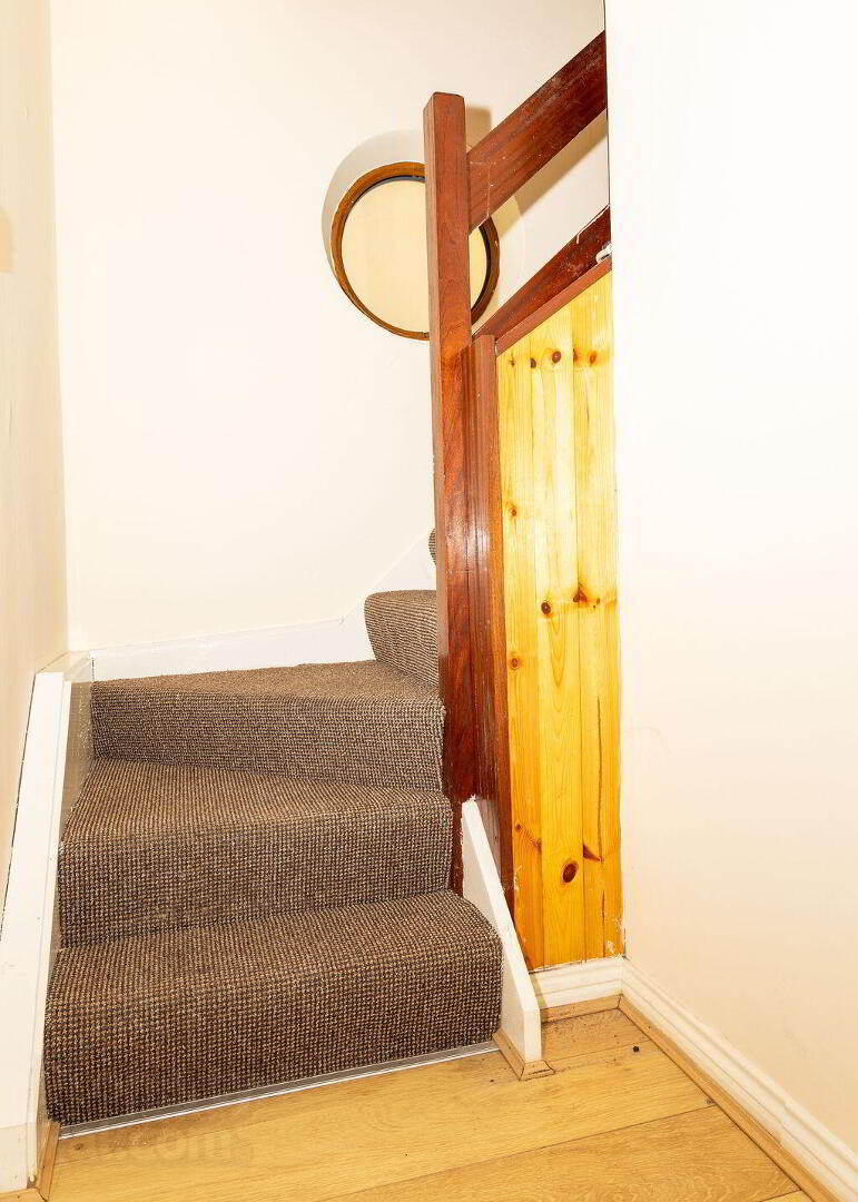2 Fagans Lane 13 of 16