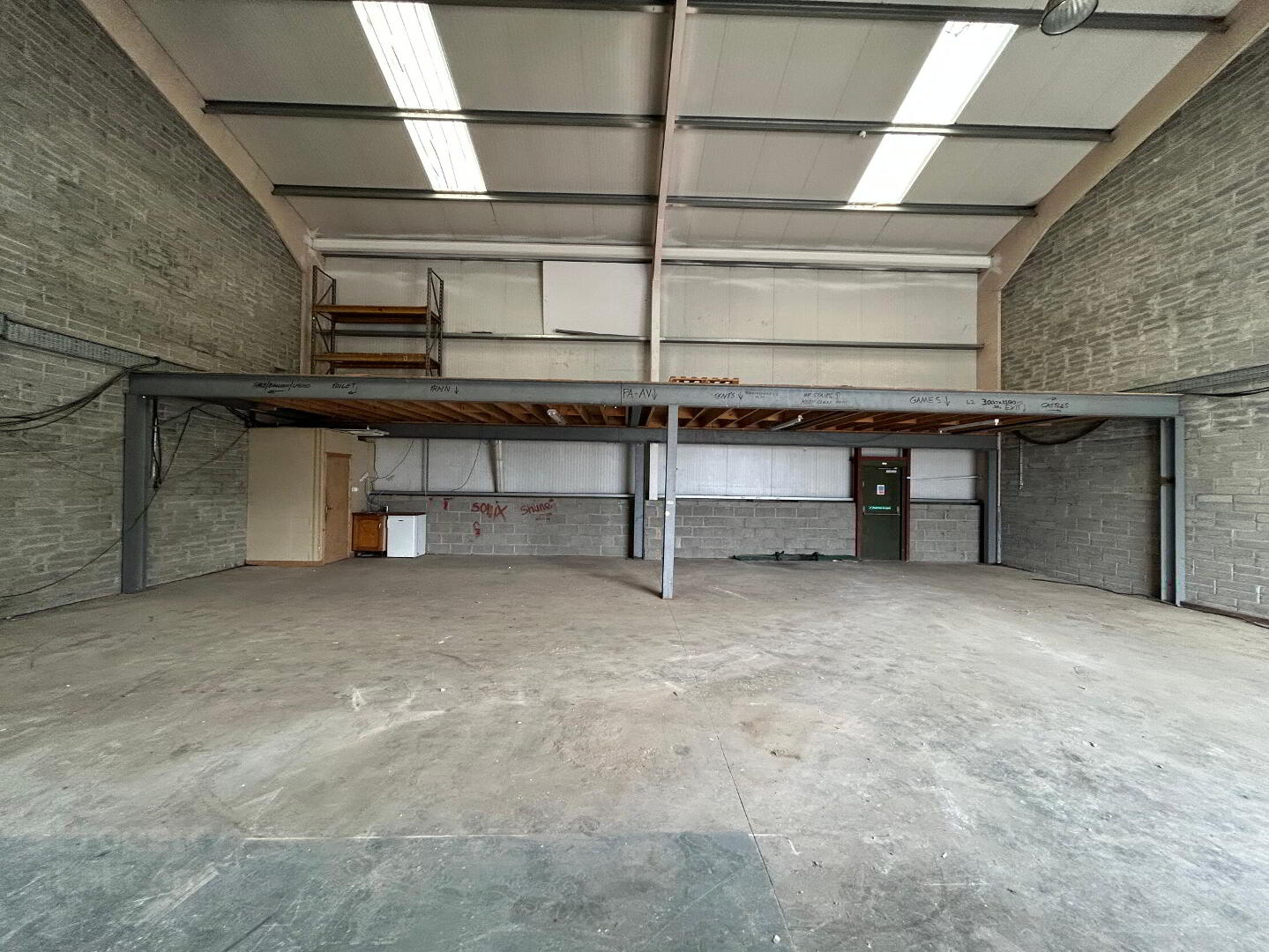 Westcourt Business Park 3 of 6