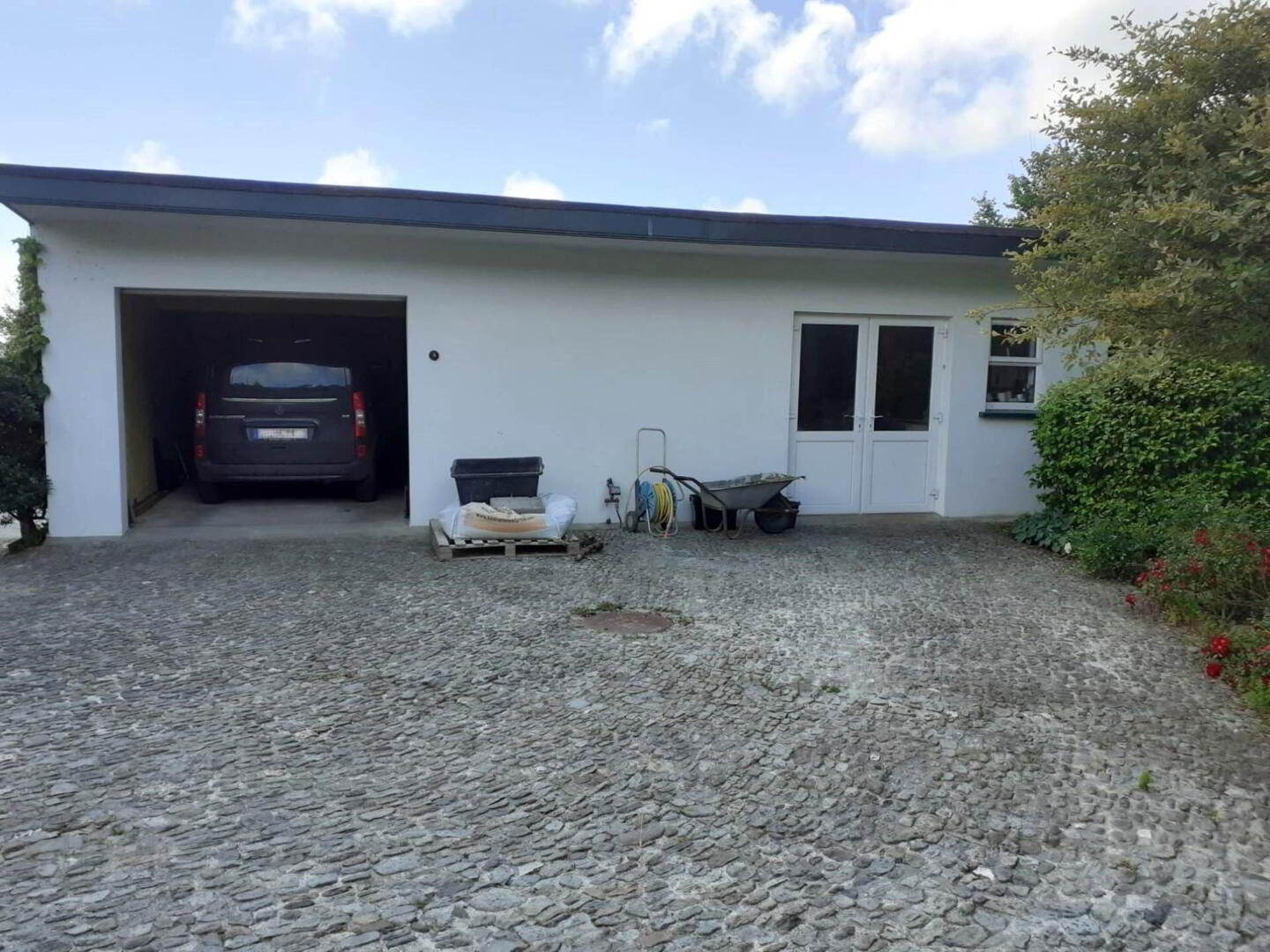 Majos House, Enaughter 24 of 28
