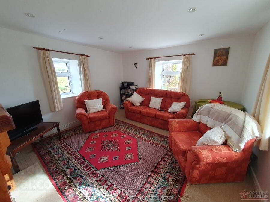 Lime Kiln Cottage 4 of 12