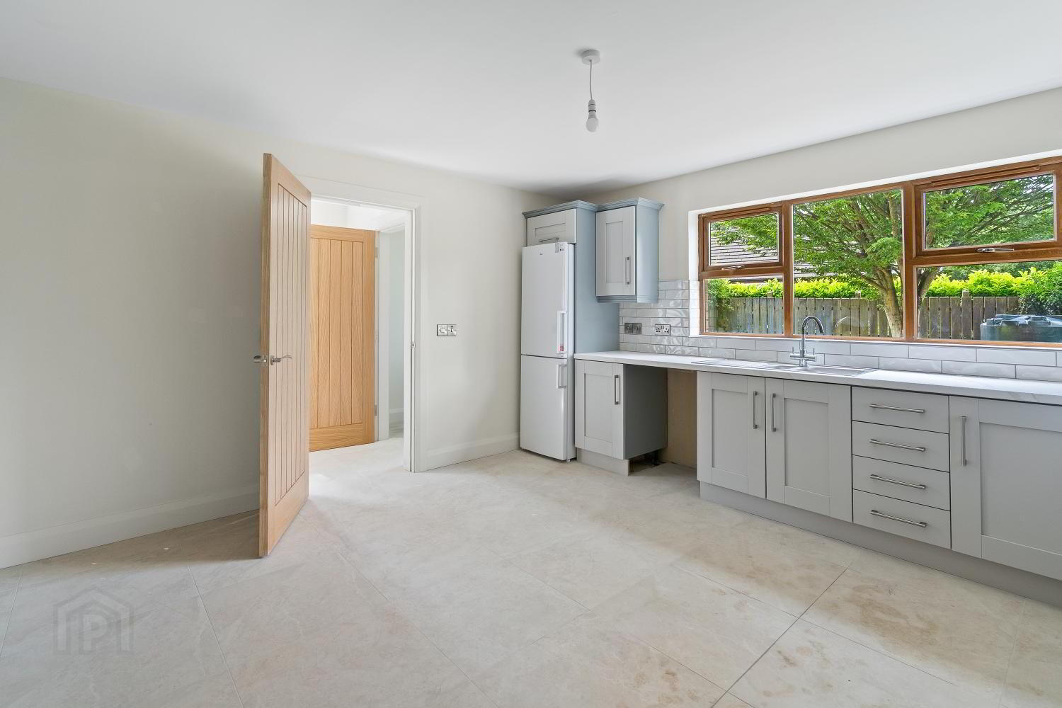 42 Urney Court 10 of 25