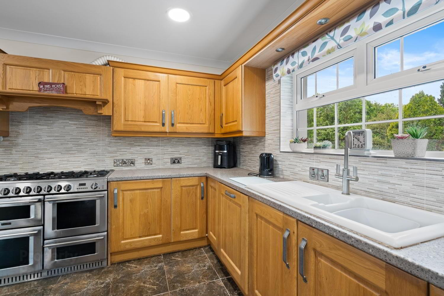 85 Fyfin Road 30 of 39