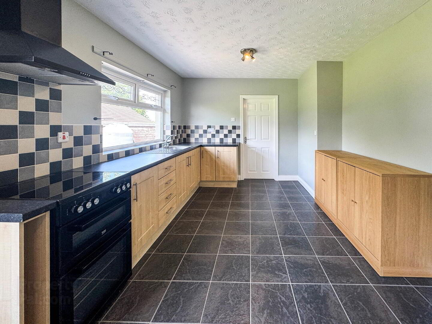 16 Ballydermot Road 4 of 29