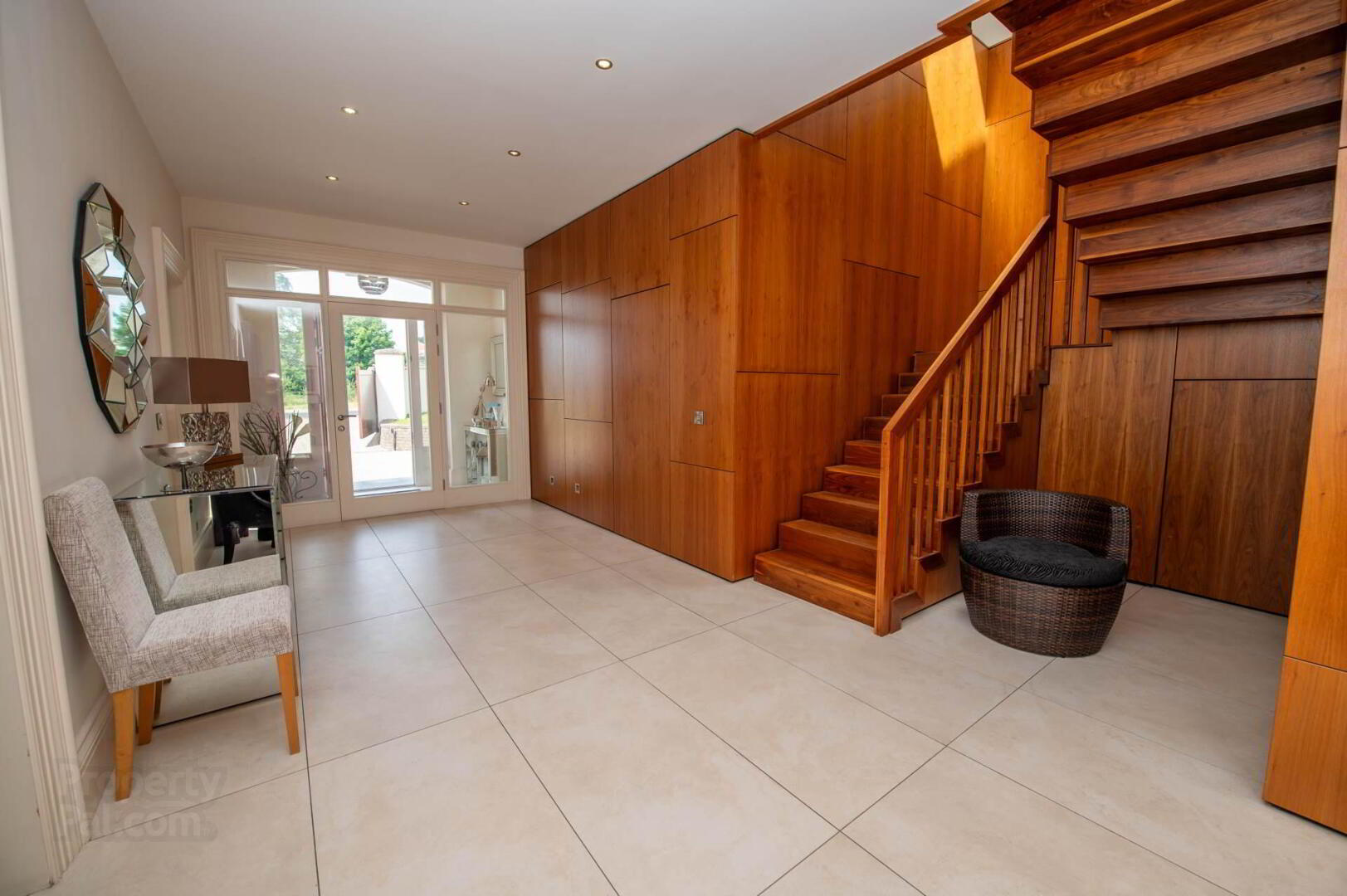 Glencarrick House 39 of 98