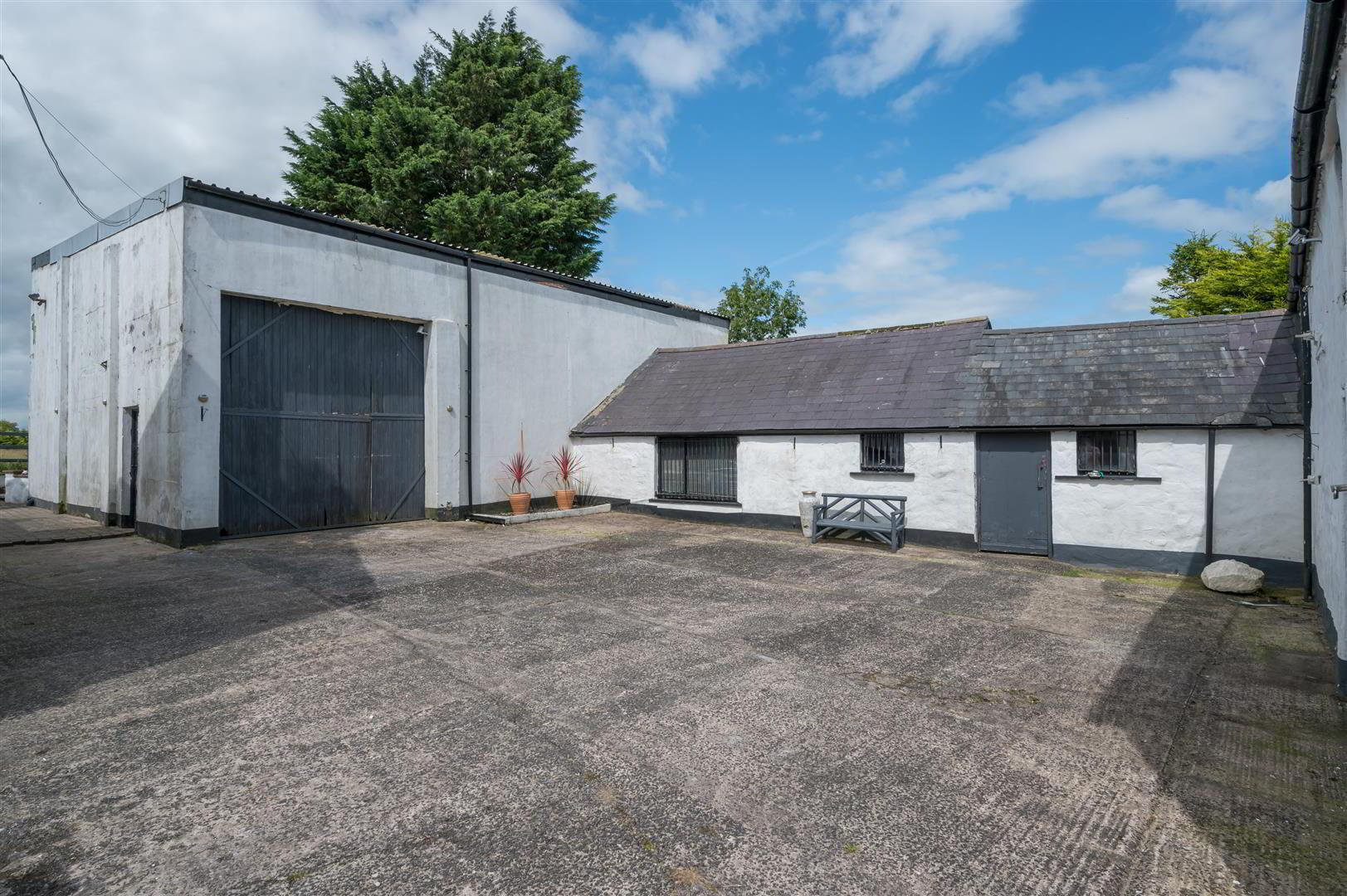 property description image