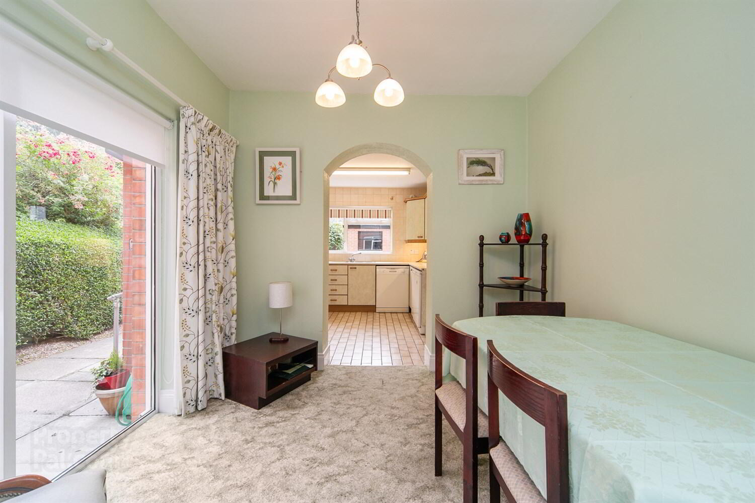 69 Marlborough Park North 6 of 18