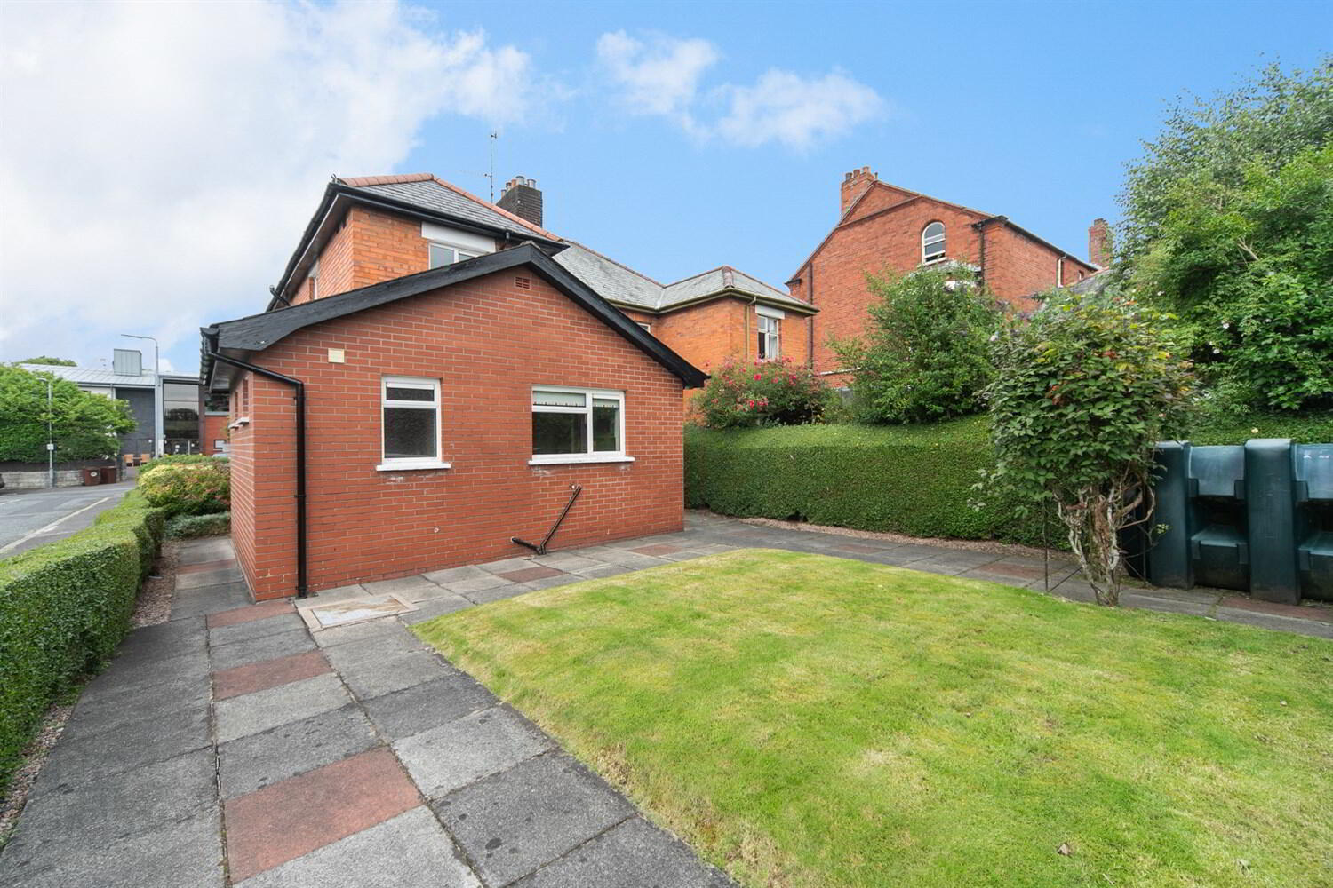 69 Marlborough Park North 14 of 18