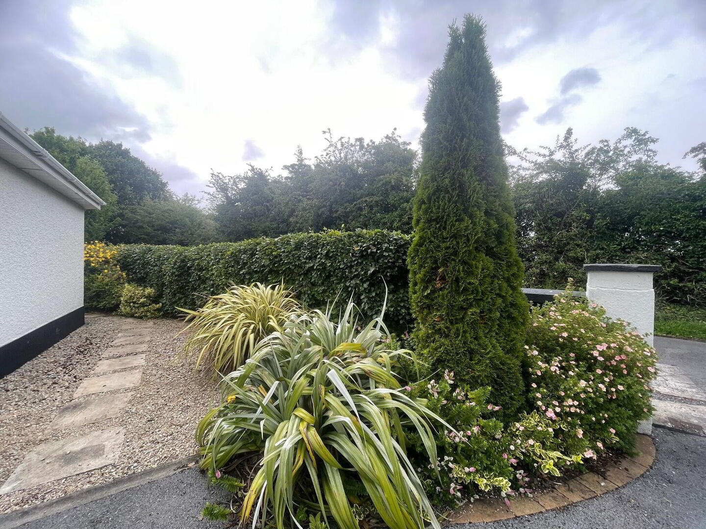 Racecourse Road 4 of 21
