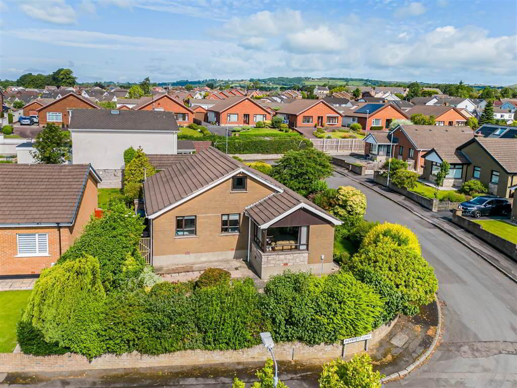 25 Monaville Close 1 of 22