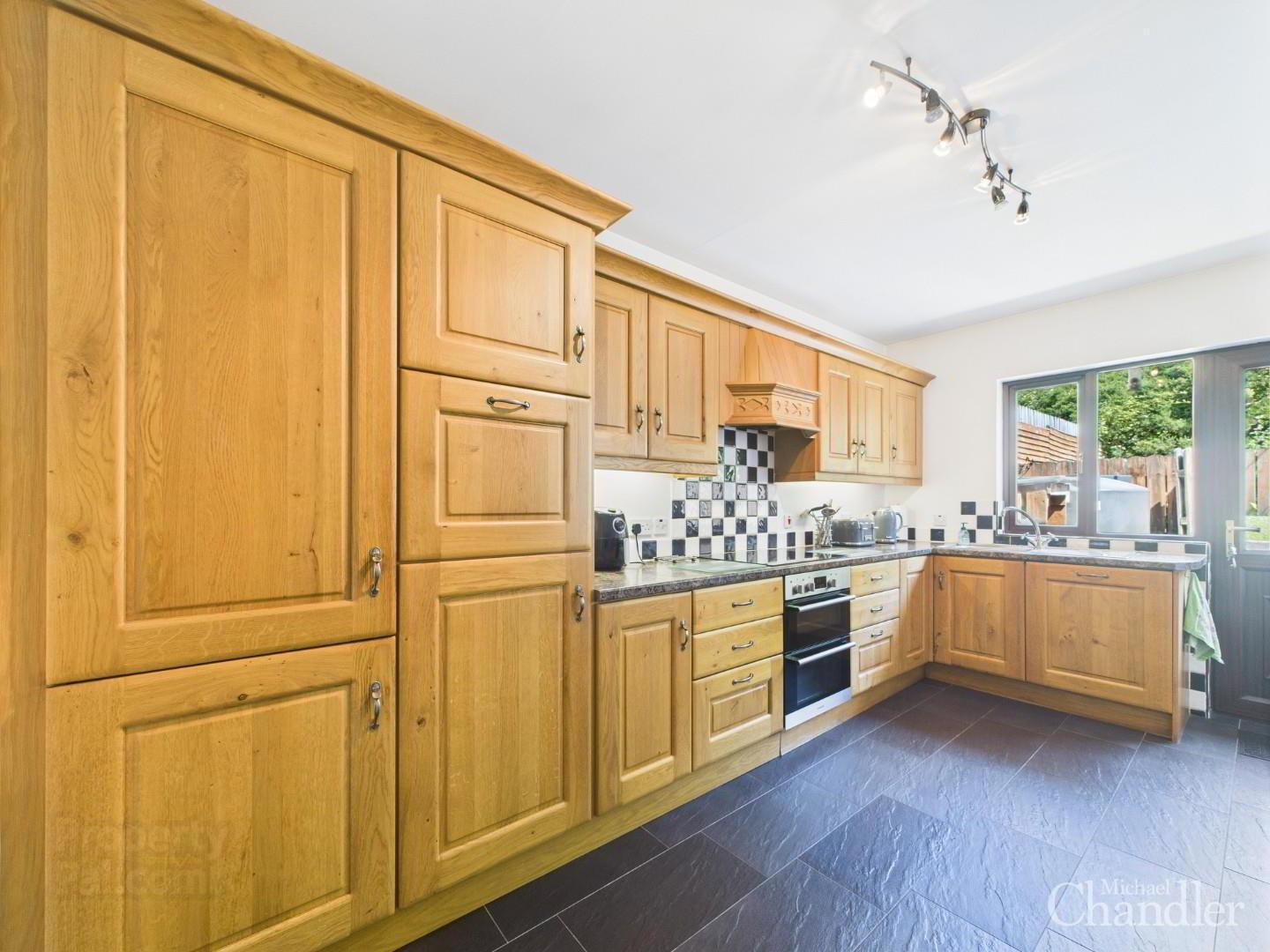 58 Forge Hill Court 5 of 18