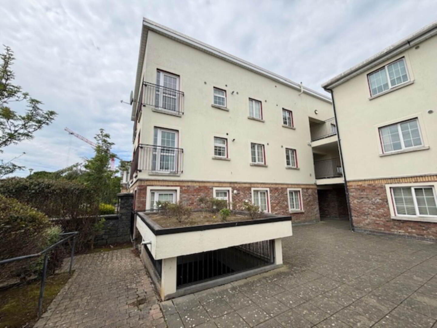 property description image