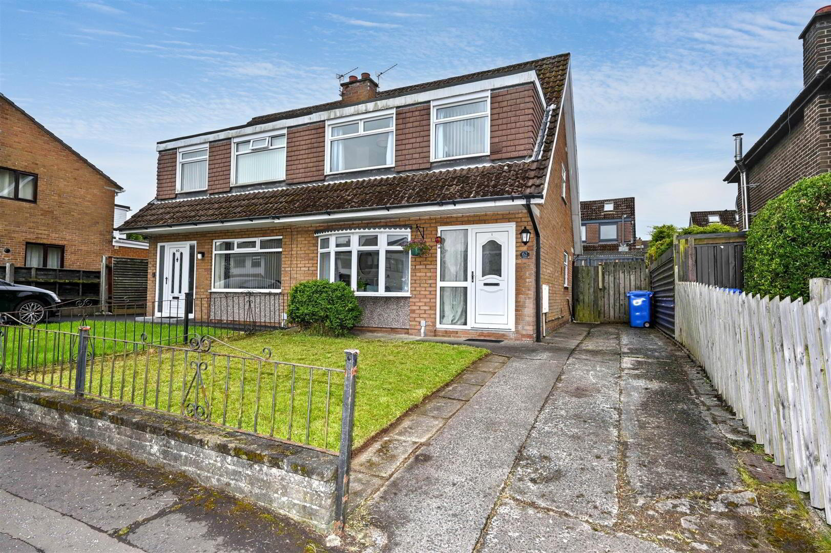 62 Orchardville Gardens 1 of 10