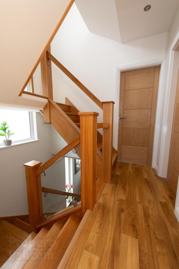 9 Swanston Gardens 17 of 30