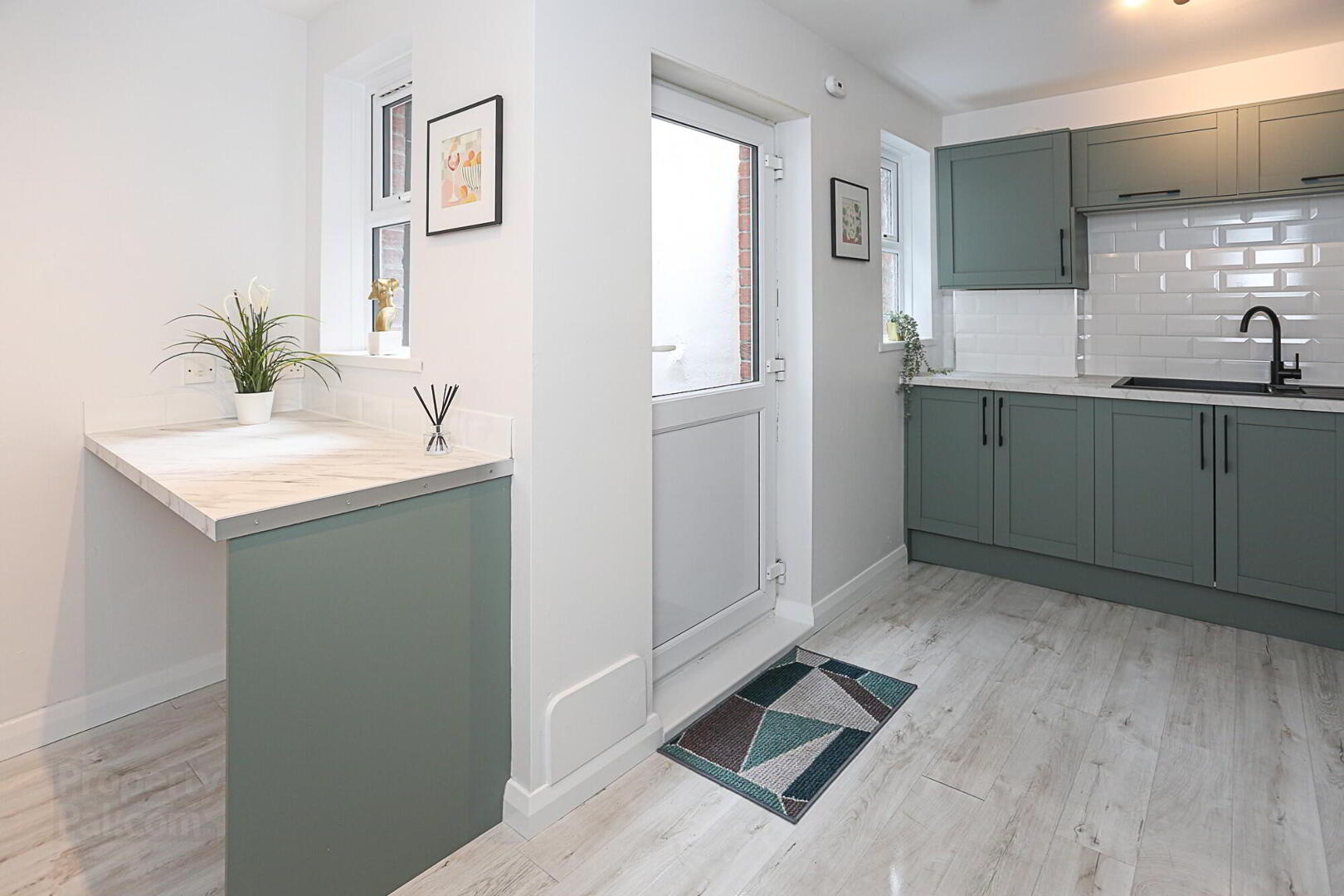 68 Omeath Street 13 of 46