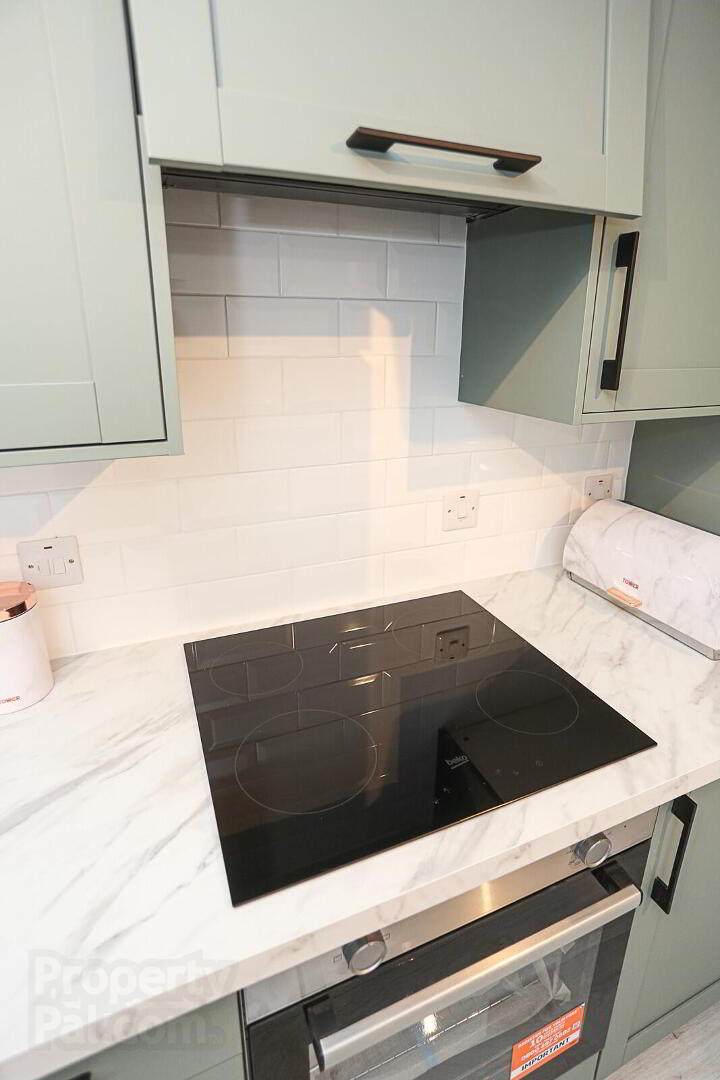 68 Omeath Street 17 of 46