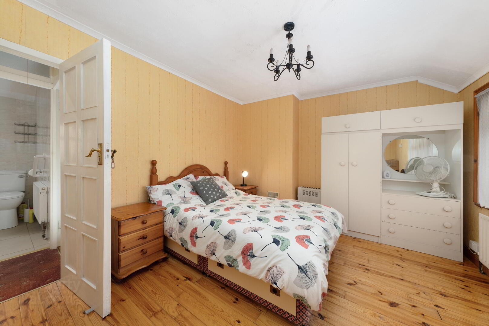 69 Mellowes Avenue 10 of 19