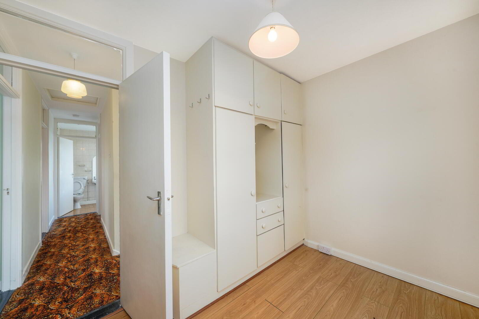 69 Mellowes Avenue 13 of 19