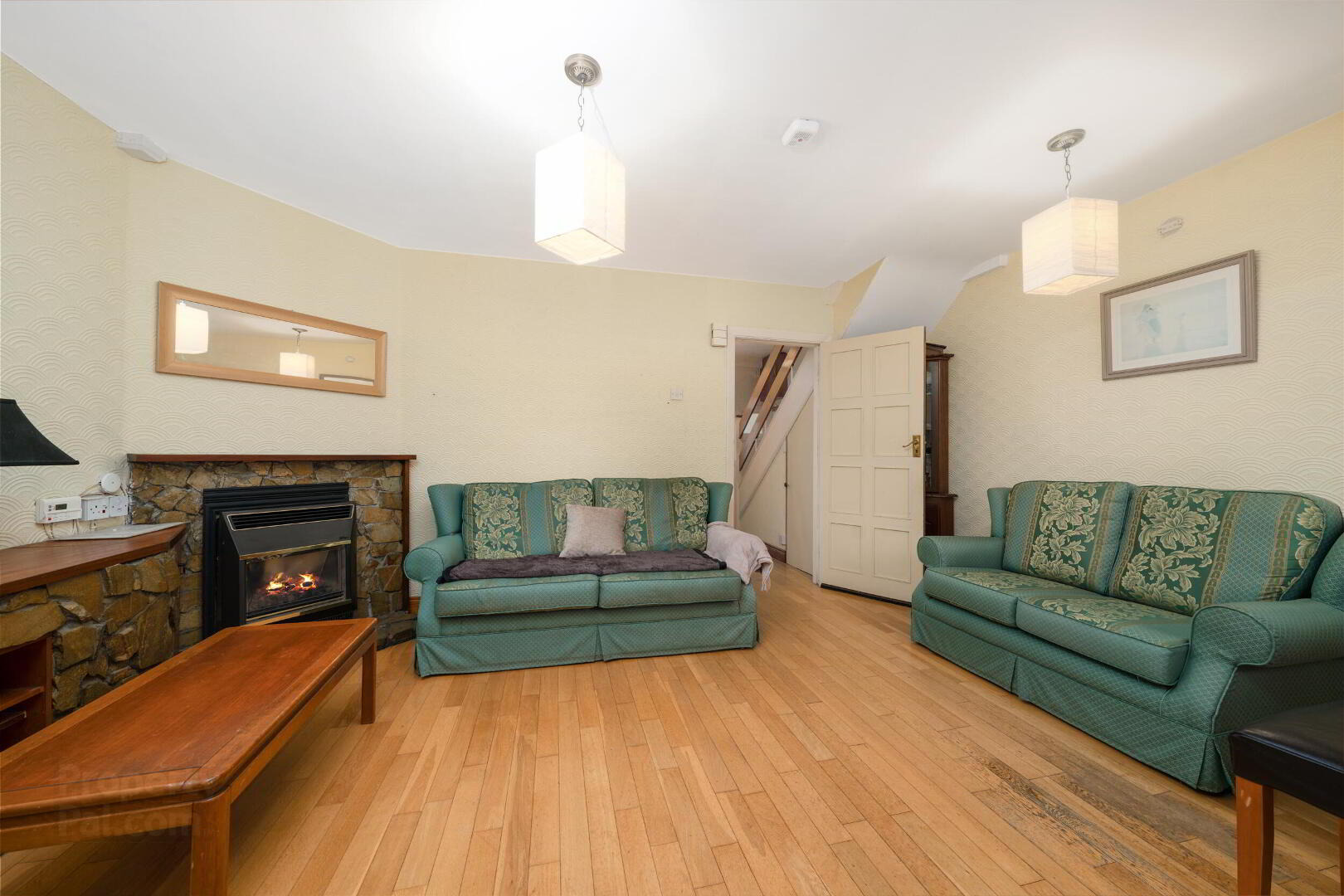 69 Mellowes Avenue 6 of 19