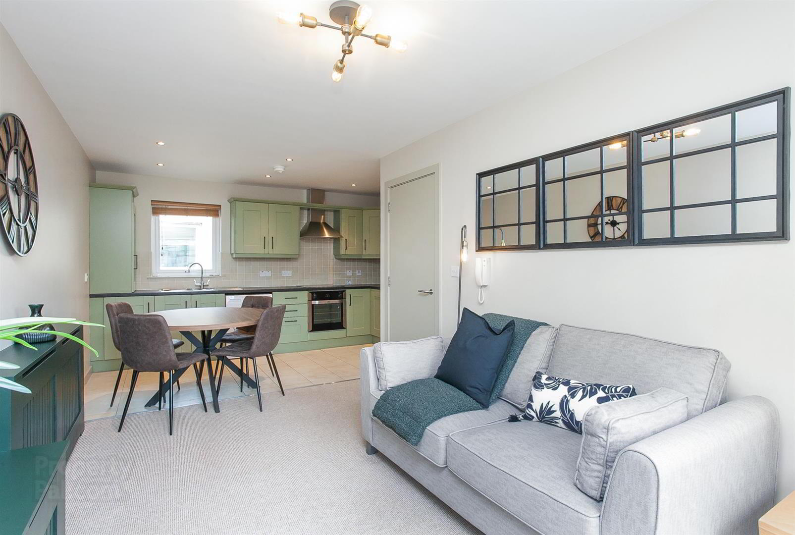 Apt 8b Altona Place, 218 Belmont Rd 7 of 17