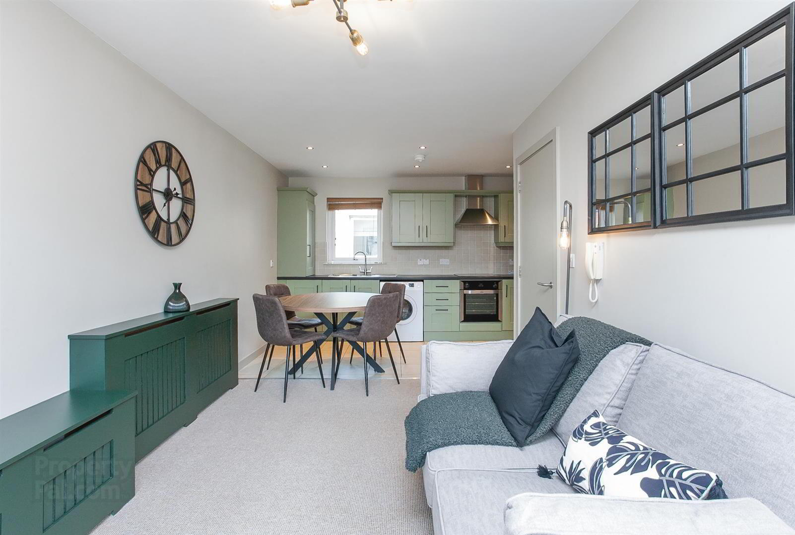 Apt 8b Altona Place, 218 Belmont Rd 8 of 17