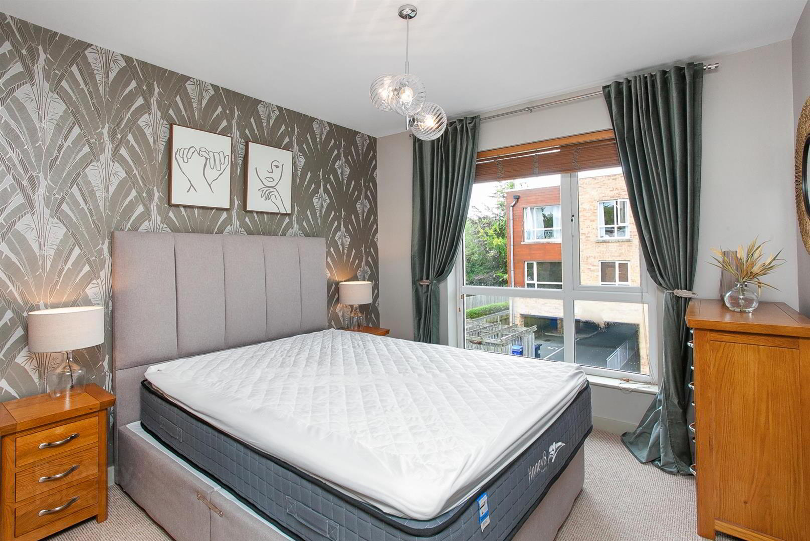 Apt 8b Altona Place, 218 Belmont Rd 10 of 17
